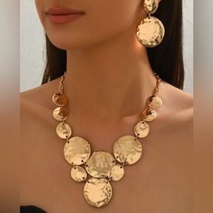 Elegant Gold-Tone Necklace and Earring Set